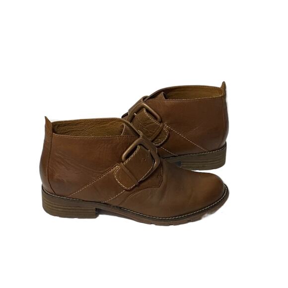 SOFFT Chocolate Brown Boone Buckle Booties Chelsea Boot Size 8 Leather Festival - Picture 1 of 6